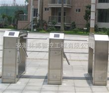 亳州與淮南工廠出入口閘機設備解析 擺閘、三輥閘的應用與選擇